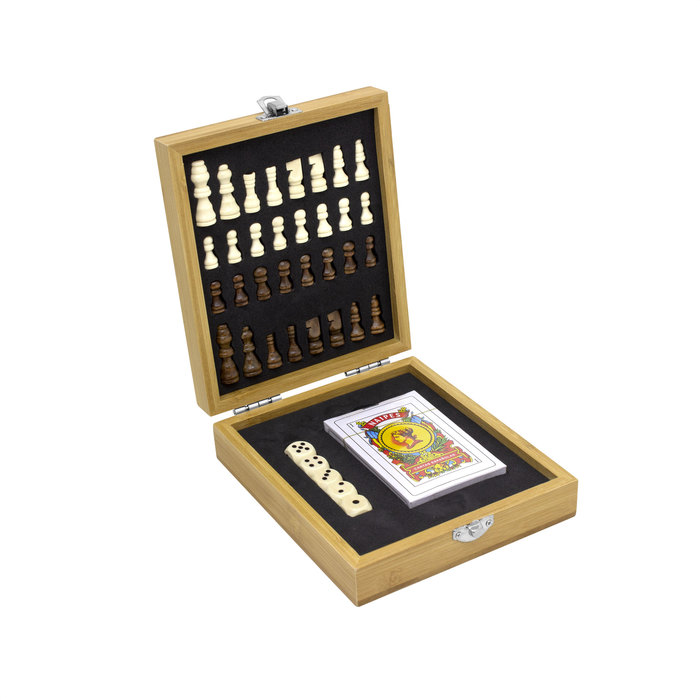 set de juegos "triada"