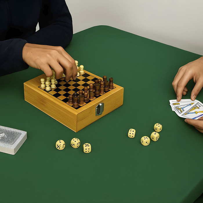 Set de juegos "TRIADA"