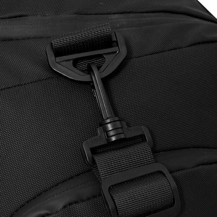 Bolso mochila "FORCE 12"